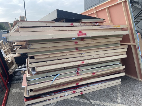 Secondhand Large Scenic Flats For Sale