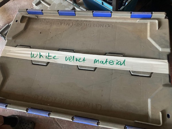 Box of White velvet material