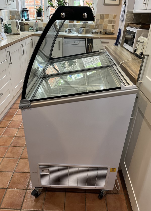 Tefcold IC300SCE Ice Cream Display Freezer