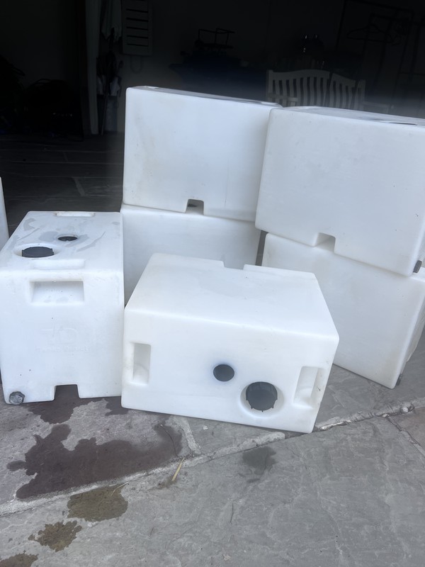 Used White Marquee 50 kg Water Weight