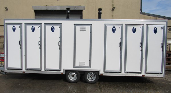 6 Bay Shower Trailer For Sale