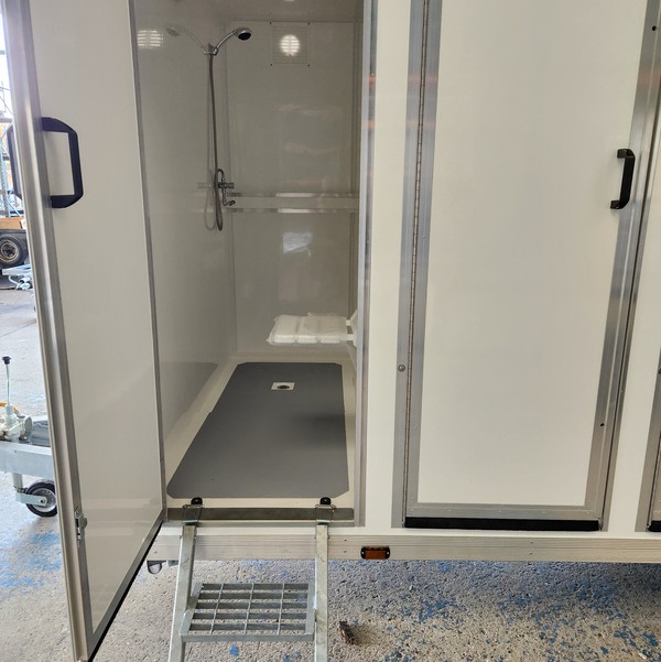 New Shower Trailer For Sale
