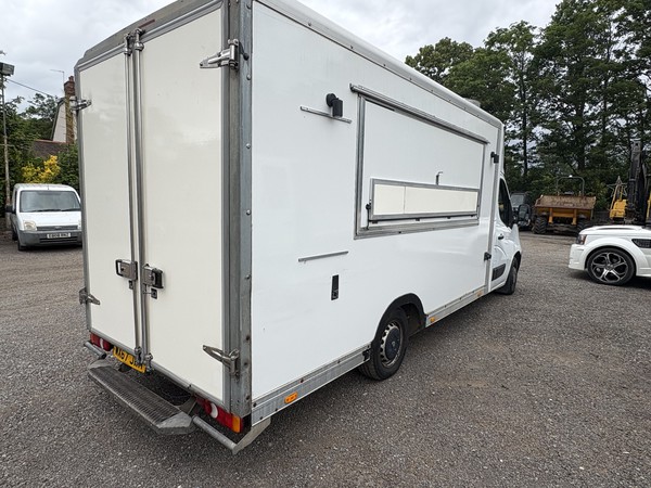 Secondhand Renault 3500 Events Truck For Sale