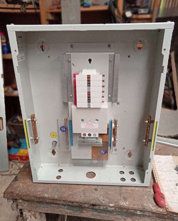 3 Phase Electric Distribution Board