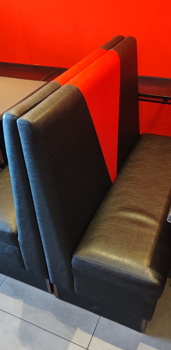 Leather Restaurant Sofas