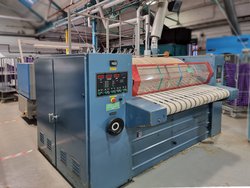 Lapauw steam ironer