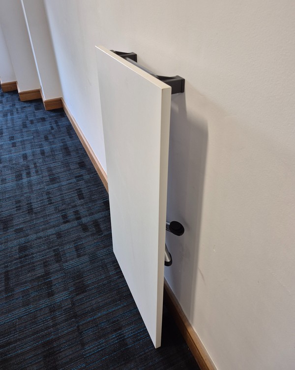 Tables With Folding Legs