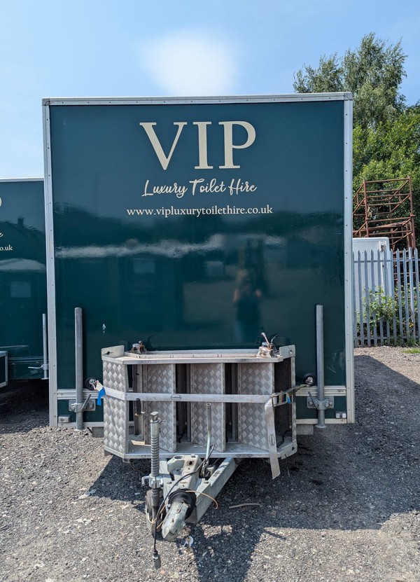 3 + 1 Luxury Toilet Trailer