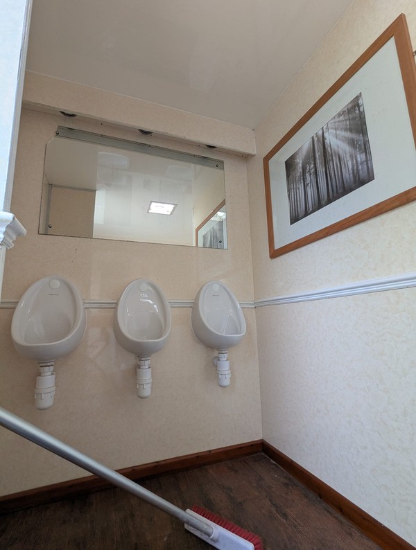 Used 3 + 1 Luxury Toilet Trailer