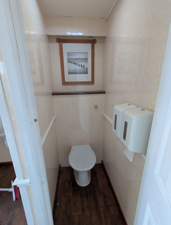 Used Toilet Trailer For Sale