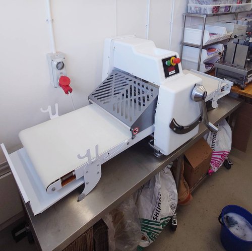 Mono Tabletop Pastry Sheeter Mono Tabletop Pastry Sheeter