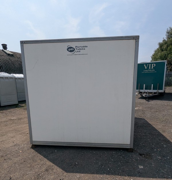 6 Bay Vacuum Pods