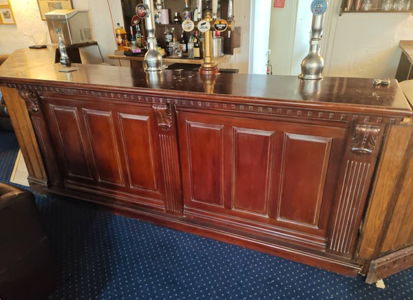 Secondhand Free Standing Bar Unit