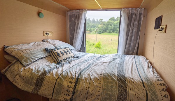 Bed in trailer
