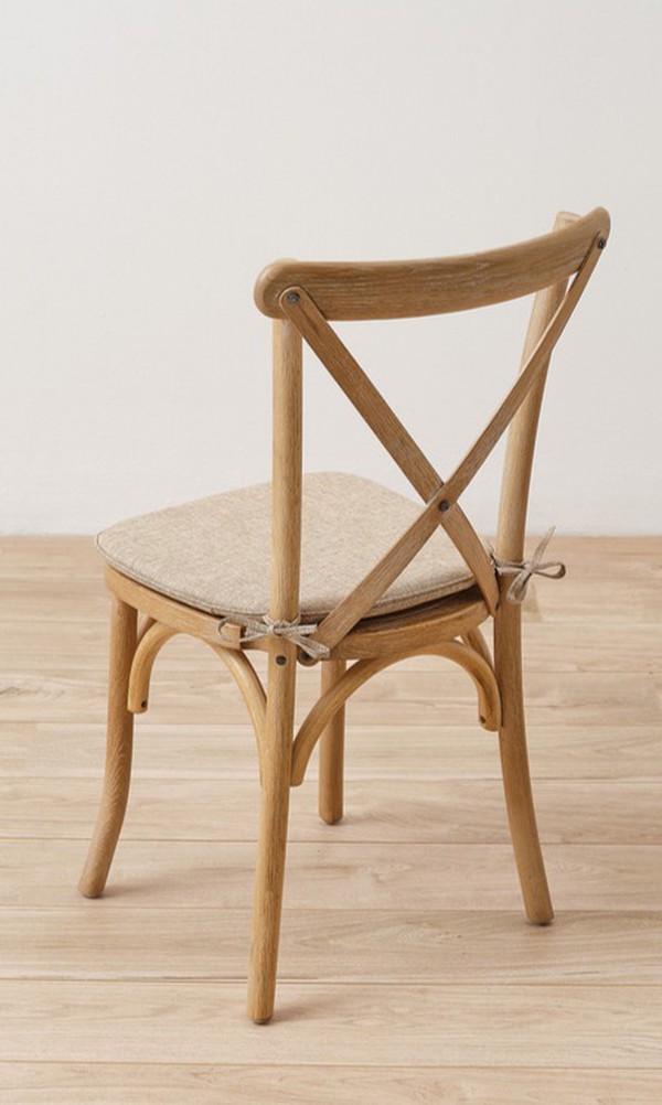 New Nordic Oak Crossback Chairs with Tie on Seat Pad For Sale