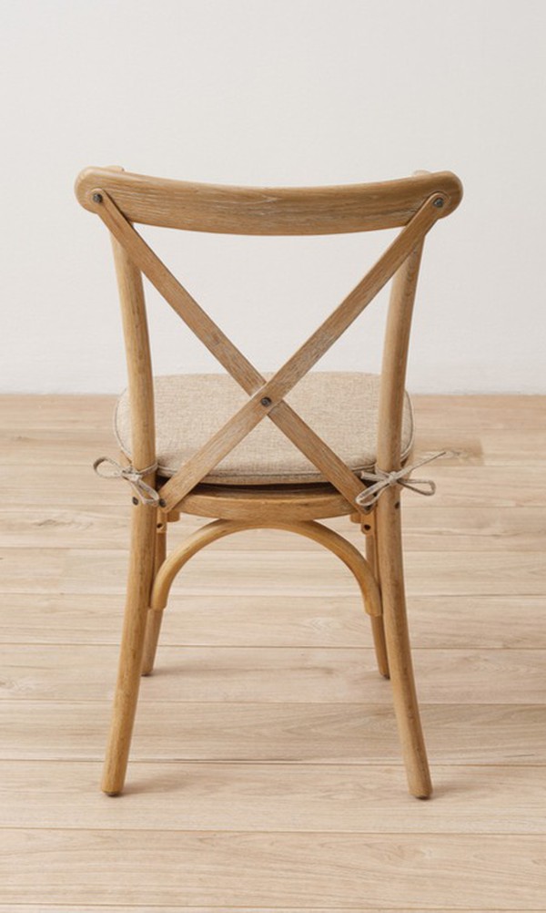 New Nordic Oak Crossback Chairs with Tie on Seat Pad For Sale