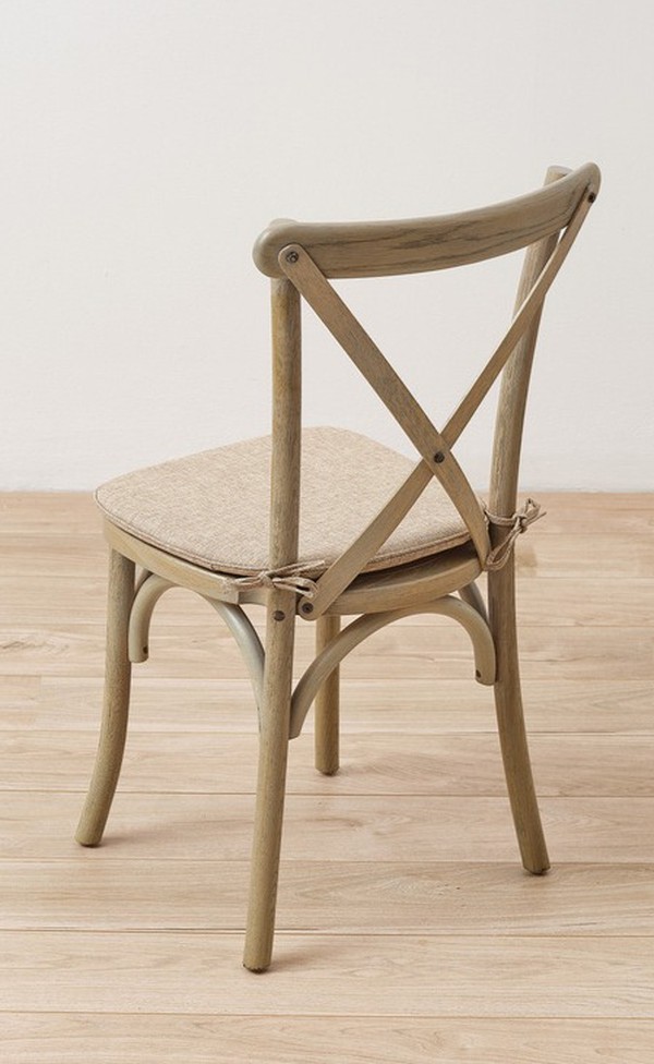 Grey Oak Chair With Tie On Pads
