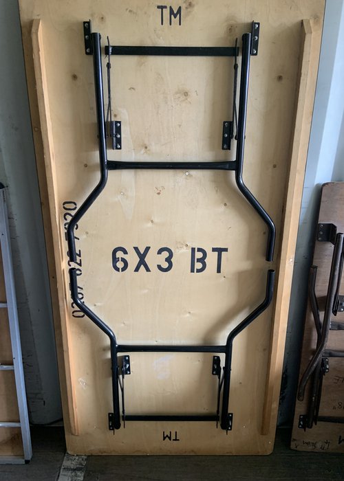 Secondhand 6ft x 3ft Banqueting Table with American Legs For Sale Secondhand 6ft x 3ft Banqueting Table with American Legs For Sale