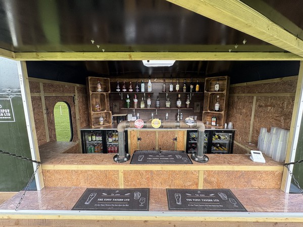 The Tipsy Tavern Mobile Bar - Huddersfield, West Yorkshire 13 The Tipsy Tavern Mobile Bar - Huddersfield, West Yorkshire 13