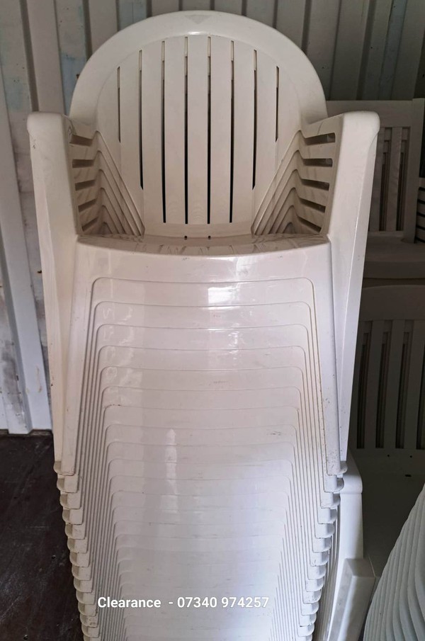 Outdoor Chairs And Tables For Sale