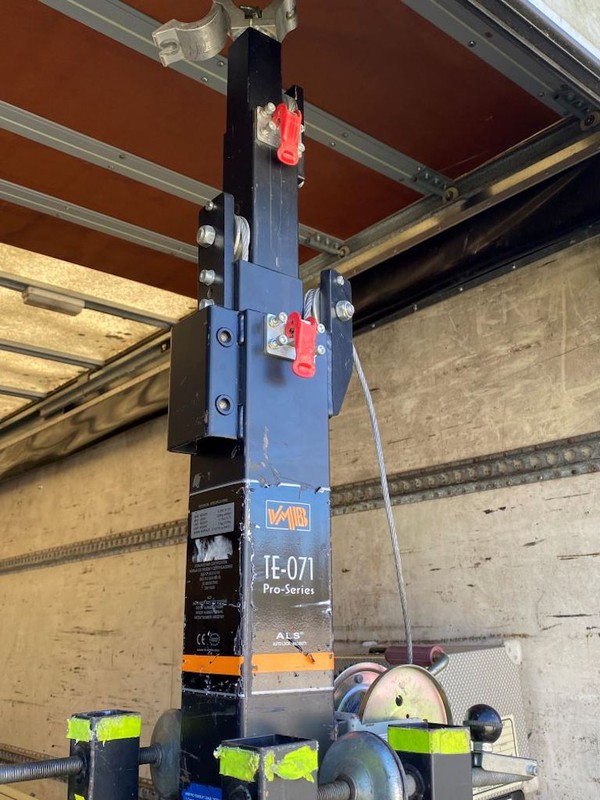 Used VMB lifting towers