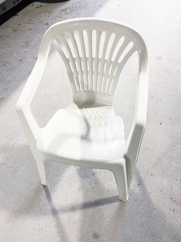 White chairs with arms for sale
