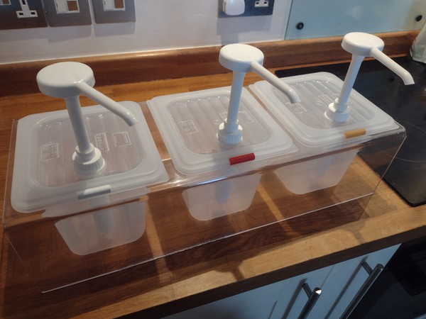 Sause dispenser
