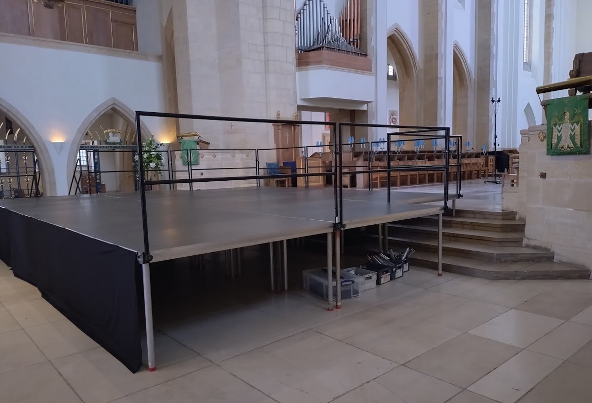 Stage Light Railing Secondhand Sound and Lighting Equipment | Stages | 2m GT Stage Deck ...