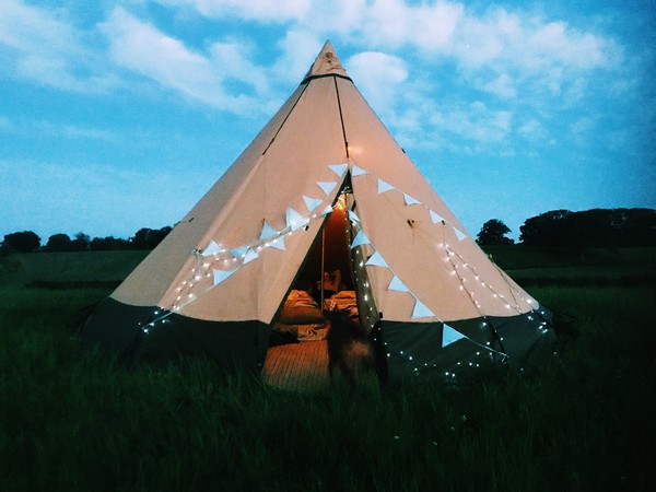 Secondhand Safir 9 CP PRO 5.5m Glamping Camping Adventure Tipi For Sale