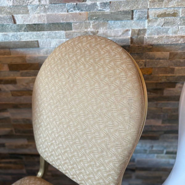 Spoon back Banqueting chair