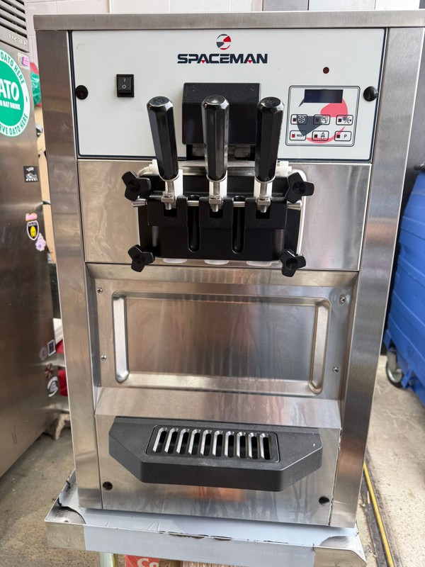 Soft Serve Ice Cream Machine Spaceman T29 for sale