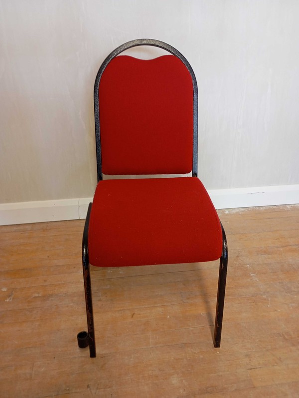 80x Red Conference Chairs - Bangor, Ireland 5