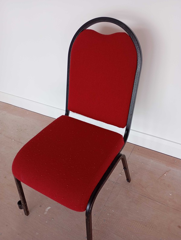 80x Red Conference Chairs - Bangor, Ireland 4