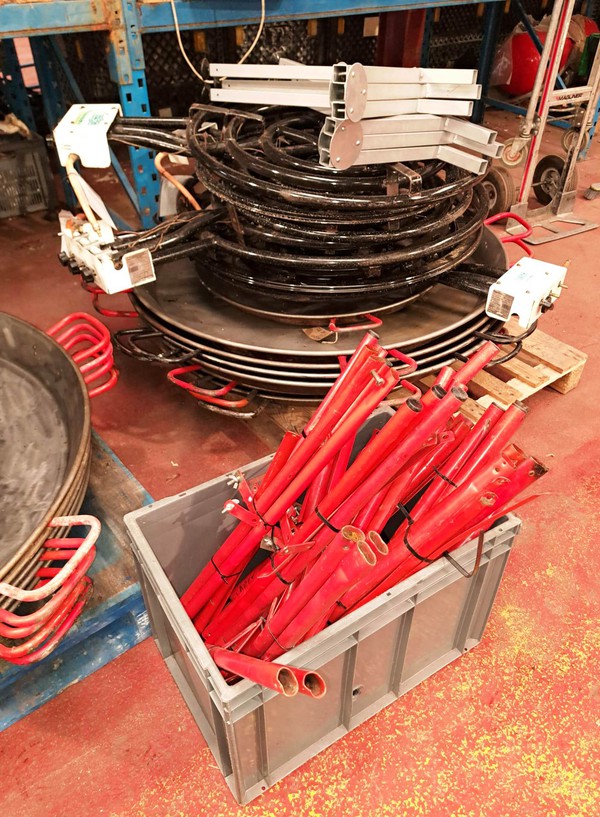 The Paella Company Pans