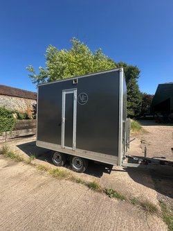 1 plus 1 Toilet Trailer - Kent
