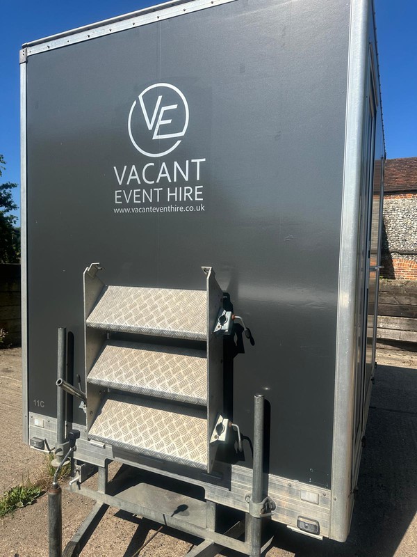 1 plus 1 Toilet Trailer - Kent 6