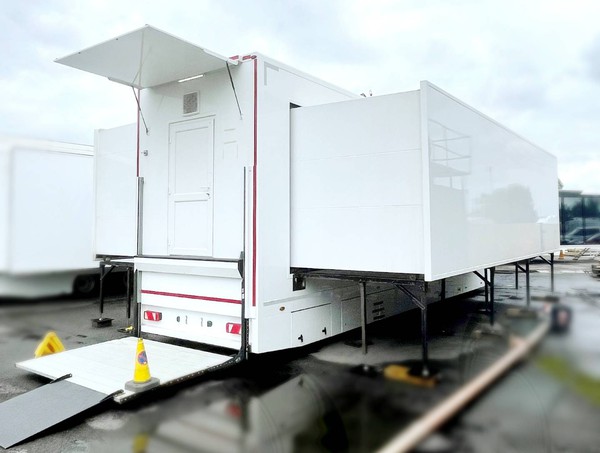 HGV Articulated Trailer Medical