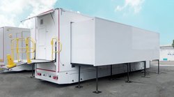 Clinic trailer with pods