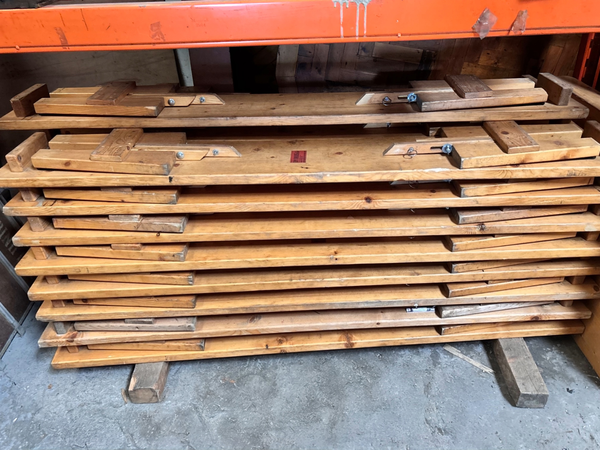 Stacking benches