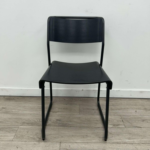 Canteen Chair in black