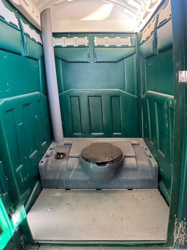 Plastic toilets for sale