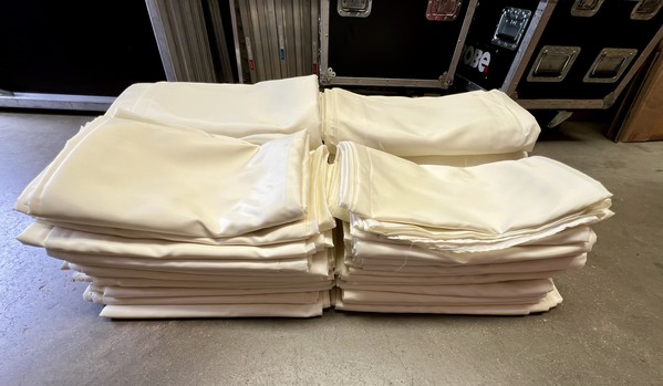 'Ivory' Polyline Wedding Drapes