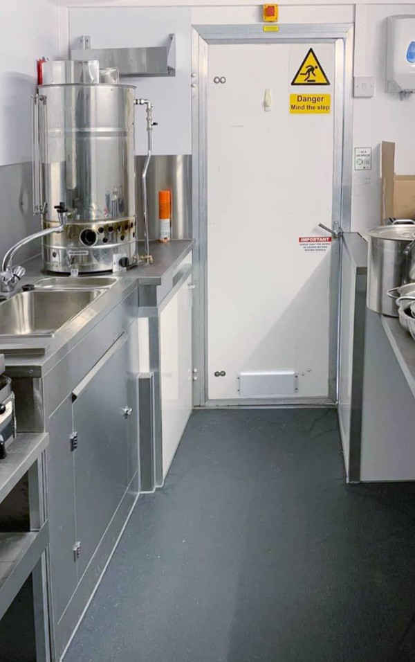 Catering van with double sink and LPG water heater