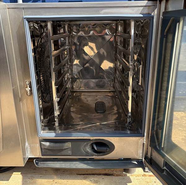 Used Lincat/Rational Combi Oven