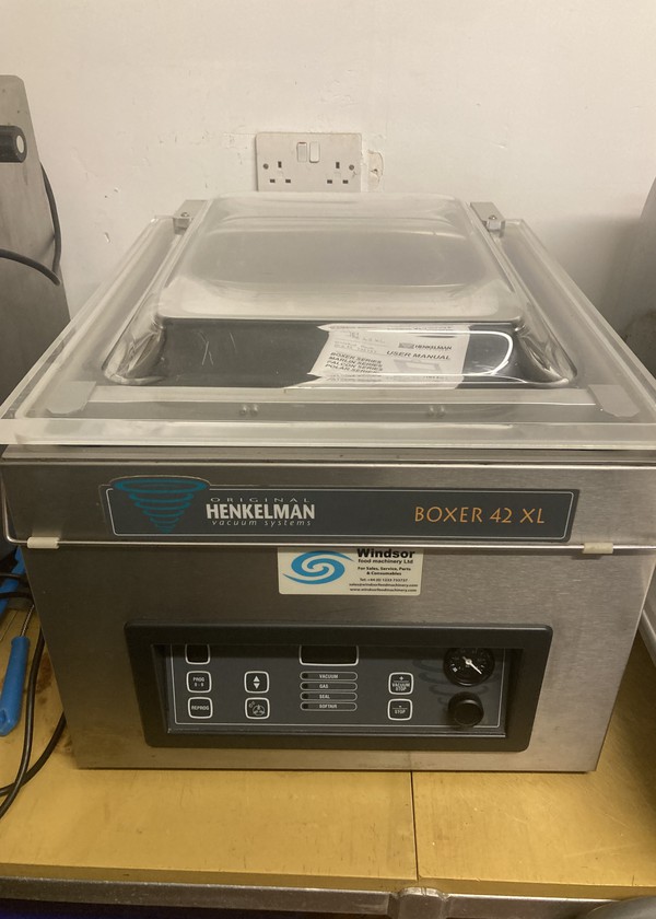Secondhand Henkelman Boxer 42XL For Sale