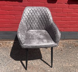 100x Restaurant Dining Chairs