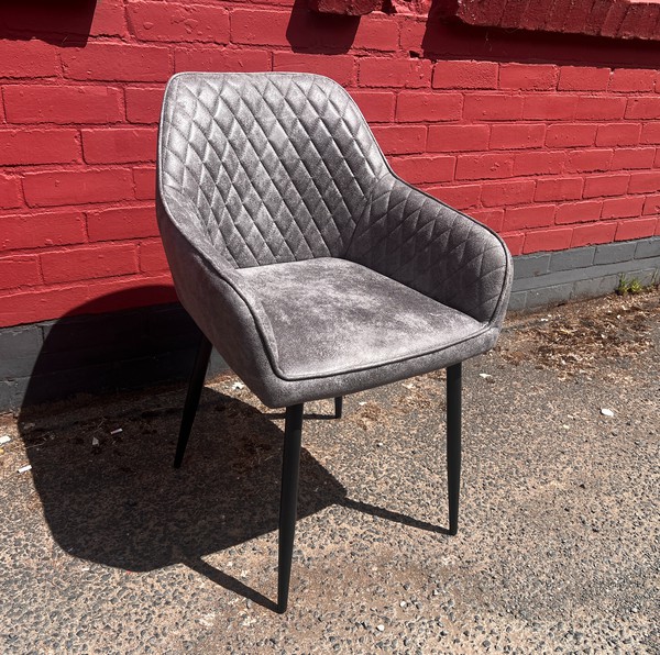 100x Restaurant Chairs