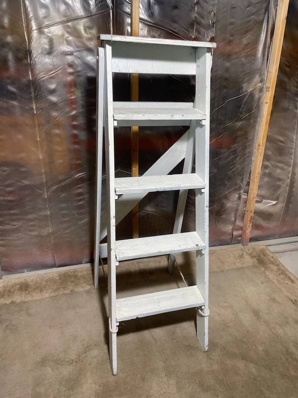 4x Decorative Ladders - Cheshire 5