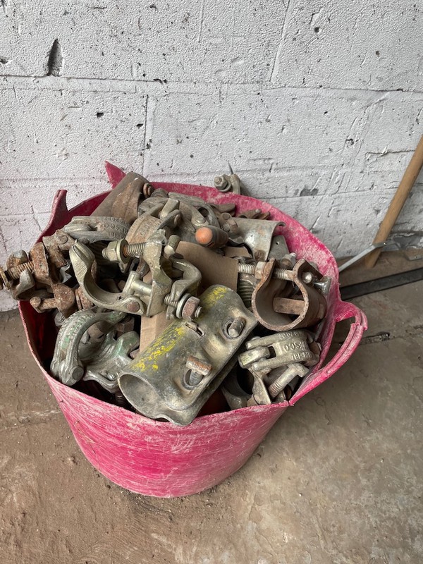 Scaffolding Poles and Scaffolding Clips - Cheshire 2