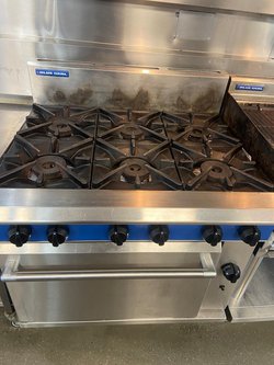 Secondhand 6 Burner Range with Oven For Sale